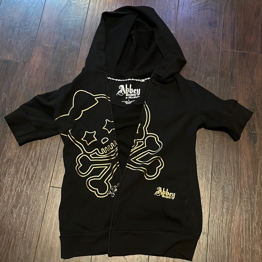 Abbey Dawn Avril Lavigne Large (L) zip up with skull zipper